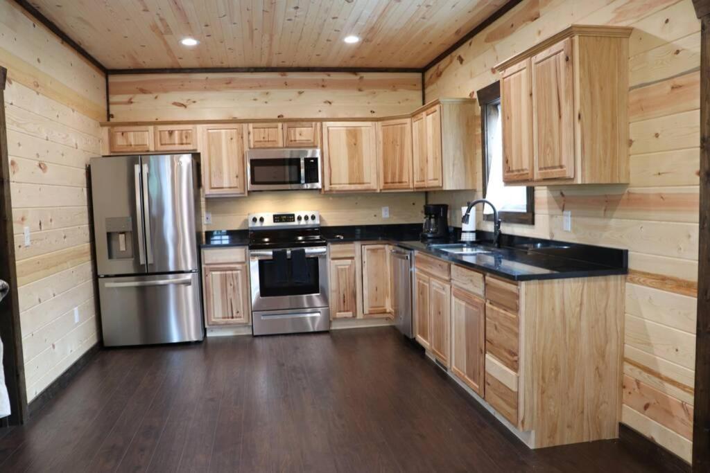 Chalet Village- Amazing Mountain Views - Piney Butt Place Гетлинбург Екстериор снимка