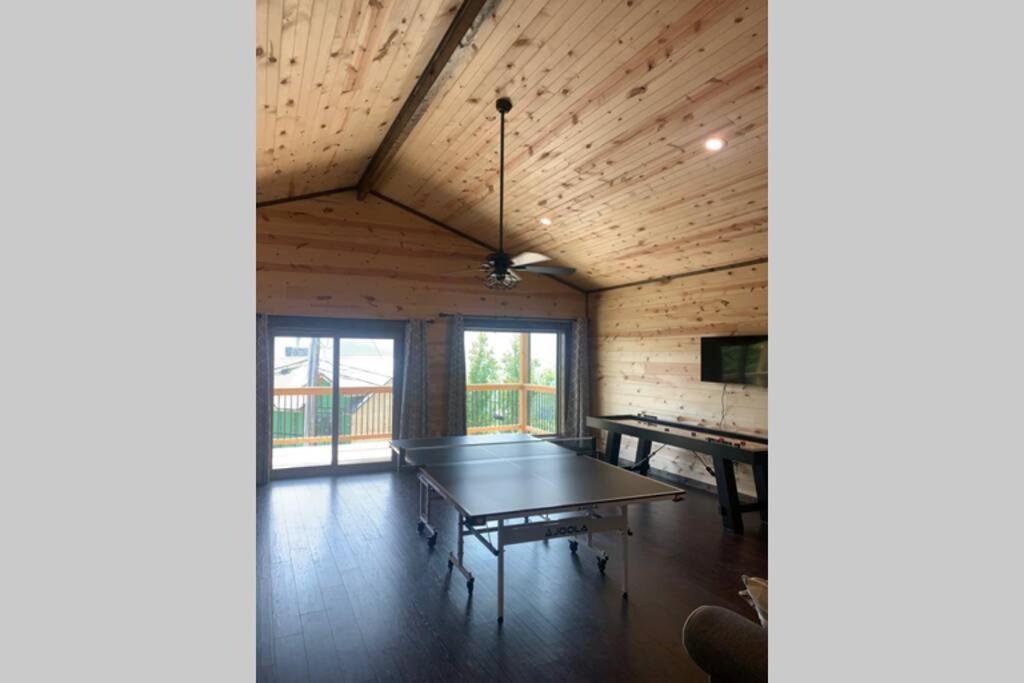 Chalet Village- Amazing Mountain Views - Piney Butt Place Гетлинбург Екстериор снимка