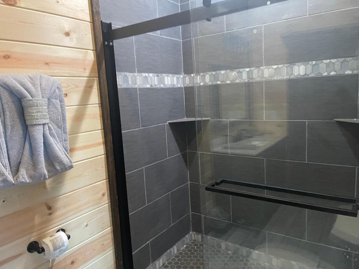 Chalet Village- Amazing Mountain Views - Piney Butt Place Гетлинбург Екстериор снимка